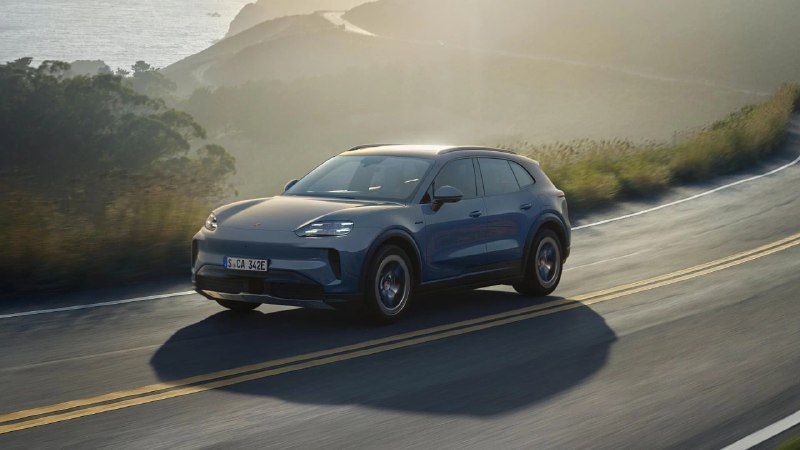 Новая электрическая версия Porsche Cayenne S с высокой производительностью и расширенными возможностями Новая электрическая версия Porsche Cayenne S с высокой производительностью и расширенными возможностями
