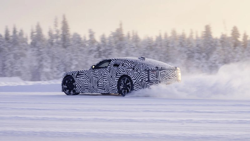 Jaguar готовится к дебюту мощного электромобиля с рекордным запасом хода