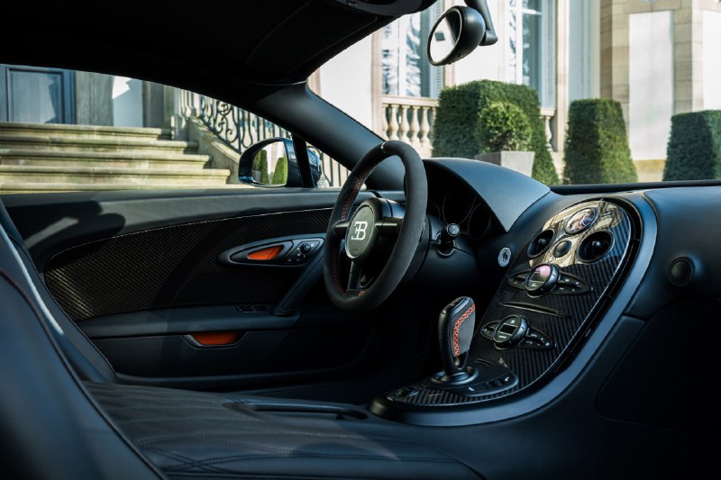 Уникальный Bugatti Veyron с мировым рекордом прошел масштабную реставрацию Уникальный Bugatti Veyron с мировым рекордом прошел масштабную реставрацию