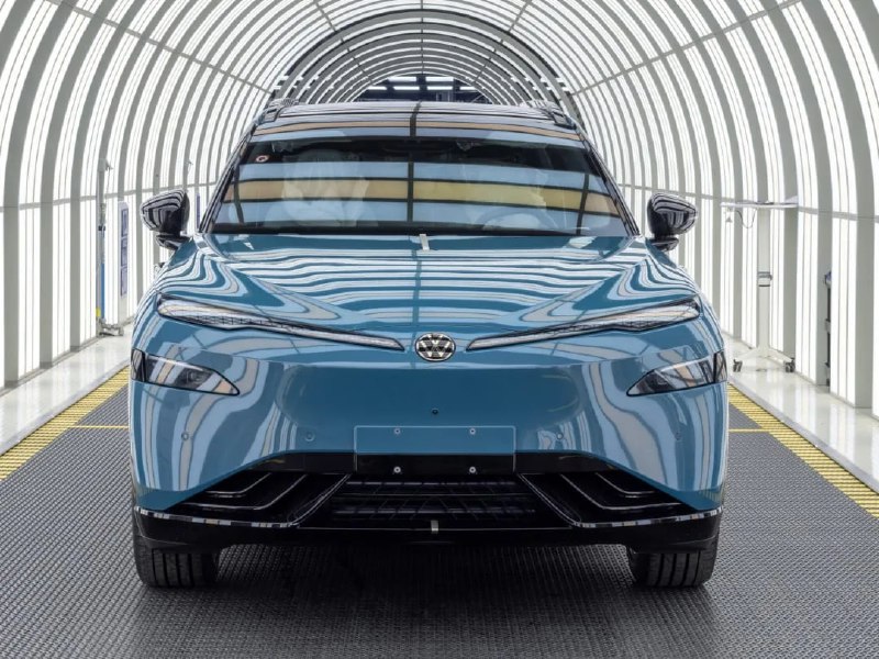 Volkswagen интегрирует технологии XPeng для быстрого выхода на китайский рынок электромобилей Volkswagen интегрирует технологии XPeng для быстрого выхода на китайский рынок электромобилей