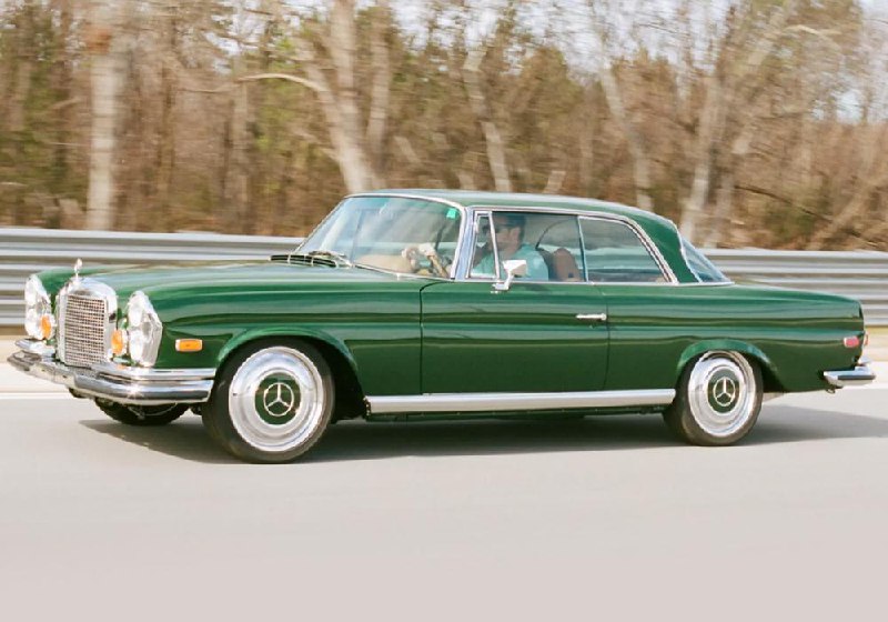 Классический Mercedes 280SE 1969 года получил современный двигатель и модернизированную архитектуру