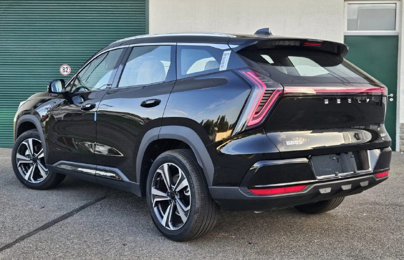Geely Atlas получит технологию частично автономного вождения и функцию автоматической парковки Geely Atlas получит технологию частично автономного вождения и функцию автоматической парковки