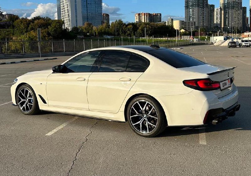 Обзор владельца BMW 5 Series 2021: плюсы и минусы эксплуатации