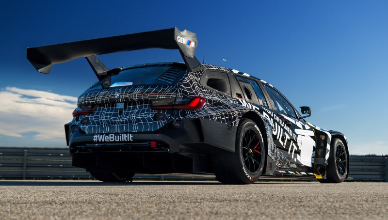BMW преобразовала новую M3 Touring в гоночный универсал для соревнований BMW преобразовала новую M3 Touring в гоночный универсал для соревнований