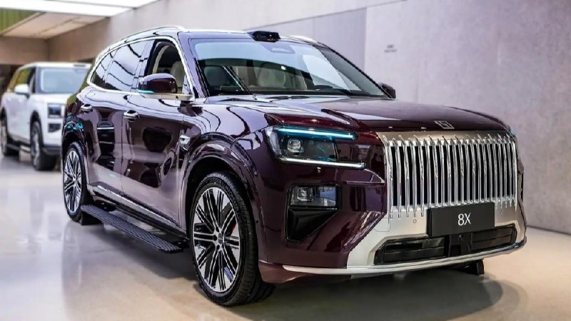 В Китае начались продажи нового гибридного кроссовера Zeekr 8X