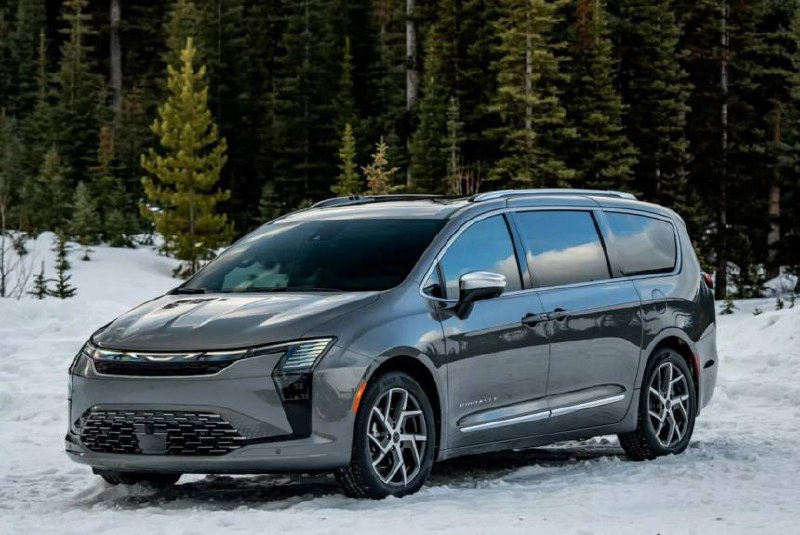 Обновленный минивэн Chrysler Pacifica 2027: дизайн и цены без официальных фотографий Обновленный минивэн Chrysler Pacifica 2027: дизайн и цены без официальных фотографий