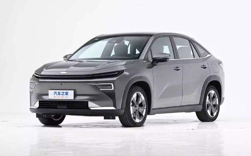 Гибридный кроссовер Geely Atlas Boyue REV с увеличенным запасом хода и быстрой зарядкой Гибридный кроссовер Geely Atlas Boyue REV с увеличенным запасом хода и быстрой зарядкой