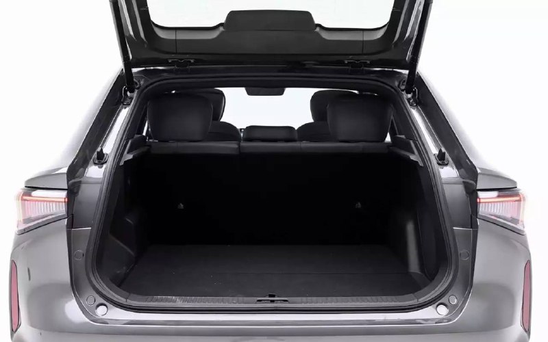 Гибридный кроссовер Geely Atlas Boyue REV с увеличенным запасом хода и быстрой зарядкой Гибридный кроссовер Geely Atlas Boyue REV с увеличенным запасом хода и быстрой зарядкой
