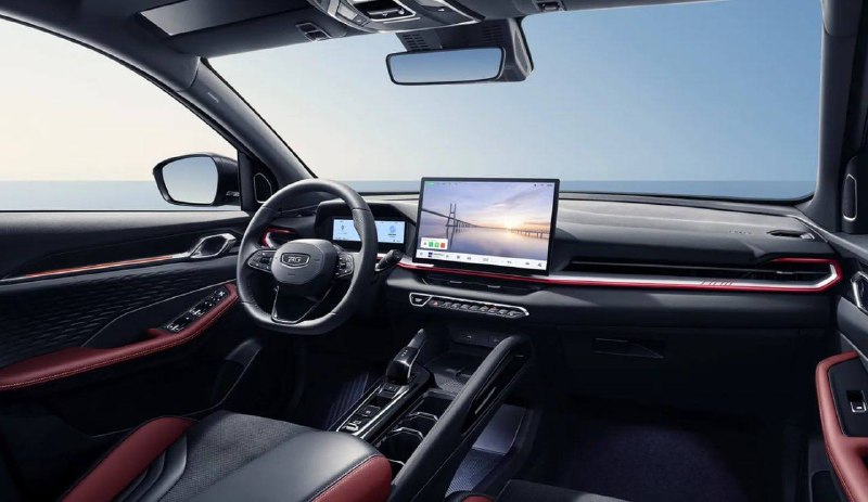 Российский рынок пополнился обновлённым кроссовером Geely X50+ с ценой от 2 319 990 рублей
