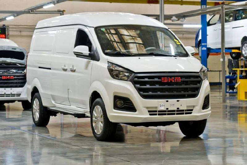 Автоваз запустил производство автомобилей семейства SKM М7 Автоваз запустил производство автомобилей семейства SKM М7