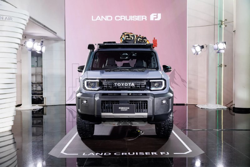 Новый Land Cruiser FJ: четыре уникальных версии компактного внедорожника Новый Land Cruiser FJ: четыре уникальных версии компактного внедорожника