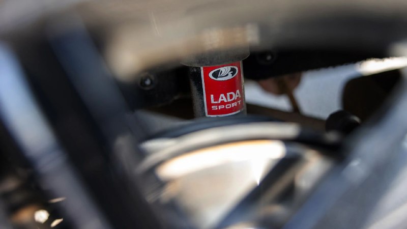 Возрождение спортивной версии LADA Vesta: старт продаж обновленной модели Возрождение спортивной версии LADA Vesta: старт продаж обновленной модели