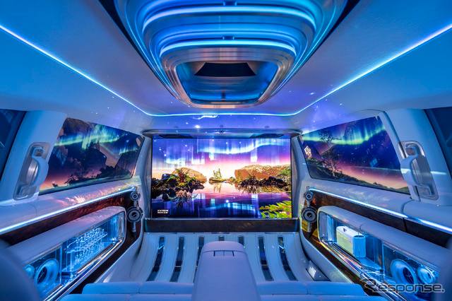 Mercedes-Maybach готовит первый минивэн VLS.Бренд анонсировал Maybach VLS — первый в истории марки люксовый минивэн, вдохновлённый концептом Vision V.• Максимальный акцент на пространство и комфорт задних пассажиров.• Салон превращён в премиальный приватный лаунж.• Используются дорогие материалы и фирменное качество Maybach.• Обещан новый уровень цифрового опыта и технологий.Модель позиционируется как гранд-лимузин нового формата, ориентированный на самых требовательных клиентов.🚗 Подписаться | TG | MAX | Mercedes-Maybach готовит первый минивэн VLS.Бренд анонсировал Maybach VLS — первый в истории марки люксовый минивэн, вдохновлённый концептом Vision V.• Максимальный акцент на пространство и комфорт задних пассажиров.• Салон превращён в премиальный приватный лаунж.• Используются дорогие материалы и фирменное качество Maybach.• Обещан новый уровень цифрового опыта и технологий.Модель позиционируется как гранд-лимузин нового формата, ориентированный на самых требовательных клиентов.🚗 Подписаться | TG | MAX |