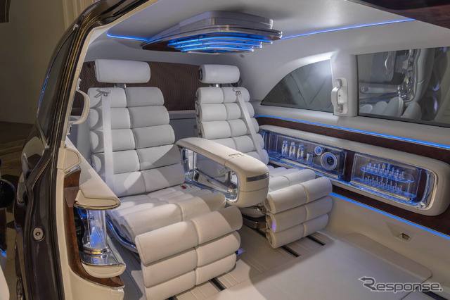 Mercedes-Maybach готовит первый минивэн VLS.Бренд анонсировал Maybach VLS — первый в истории марки люксовый минивэн, вдохновлённый концептом Vision V.• Максимальный акцент на пространство и комфорт задних пассажиров.• Салон превращён в премиальный приватный лаунж.• Используются дорогие материалы и фирменное качество Maybach.• Обещан новый уровень цифрового опыта и технологий.Модель позиционируется как гранд-лимузин нового формата, ориентированный на самых требовательных клиентов.🚗 Подписаться | TG | MAX | Mercedes-Maybach готовит первый минивэн VLS.Бренд анонсировал Maybach VLS — первый в истории марки люксовый минивэн, вдохновлённый концептом Vision V.• Максимальный акцент на пространство и комфорт задних пассажиров.• Салон превращён в премиальный приватный лаунж.• Используются дорогие материалы и фирменное качество Maybach.• Обещан новый уровень цифрового опыта и технологий.Модель позиционируется как гранд-лимузин нового формата, ориентированный на самых требовательных клиентов.🚗 Подписаться | TG | MAX |