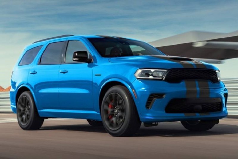 Dodge Durango возвращает мощный двигатель Hemi V8 6.4 после ухода в 2022 году