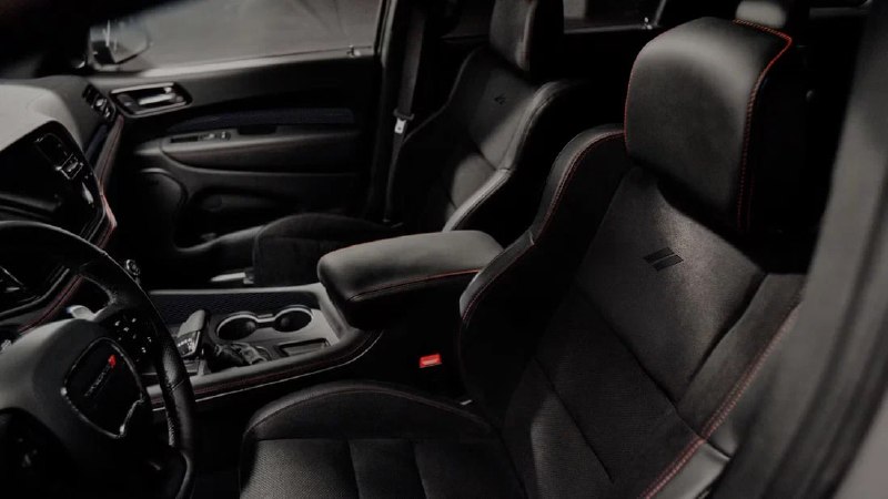 Возвращение Dodge Durango R/T с мощным 475-сильным двигателем и улучшенными характеристиками Возвращение Dodge Durango R/T с мощным 475-сильным двигателем и улучшенными характеристиками