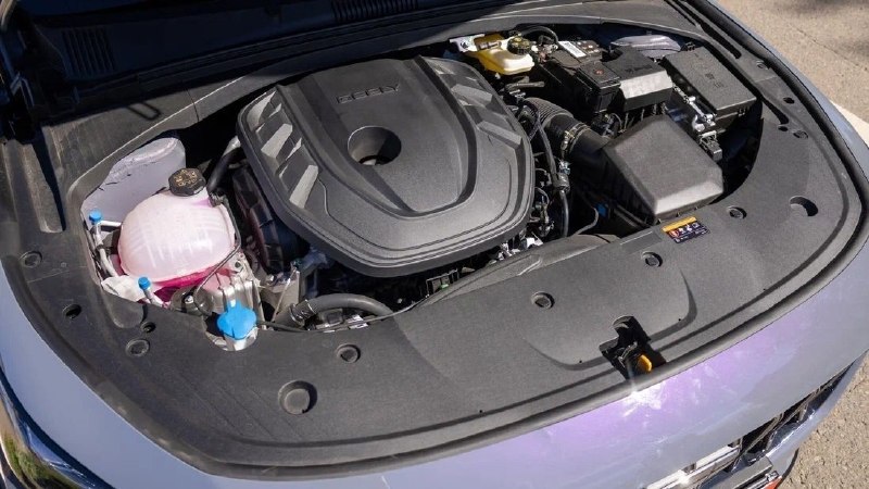 Запуск продаж обновлённой версии Geely Preface с уменьшенным мотором Запуск продаж обновлённой версии Geely Preface с уменьшенным мотором