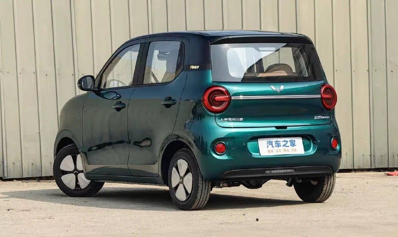 Обновленный китайский компактный электромобиль Wuling Hongguang Mini стал доступнее