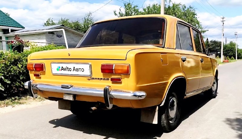 На продажу выставили "Жигули", простоявшие в гараже 20 летНа «Авито» появилось объявление о продаже ВАЗ-2101 «Жигули», выпущенного в 1980 году.