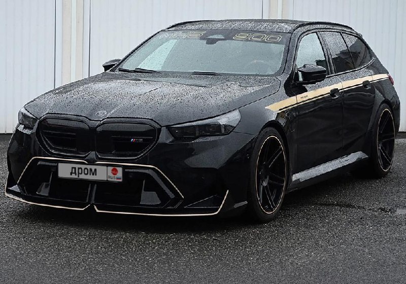 ❗️Тюнеры Manhart решили проблему лишнего веса у гибрида BMW M5 Touring: они просто выжали из его мотора почти 200 дополнительных «лошадок» 😎Новый M5 в кузове универсал весит около 2 500 кг, а в стоке его гибридная установка с V8 4,4 л выдаёт 727 л.с.