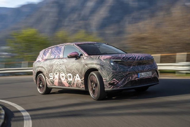 Новый электрокроссовер Skoda Peaq в камуфляже: первые изображения Новый электрокроссовер Skoda Peaq в камуфляже: первые изображения