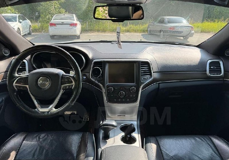 Обзор владельца Jeep Grand Cherokee 4-го поколения: плюсы и минусы