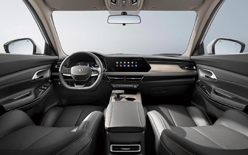 Новый семиместный кроссовер Changan CS75 Pro скоро появится в России Новый семиместный кроссовер Changan CS75 Pro скоро появится в России