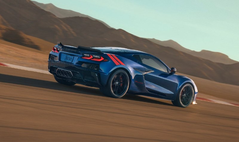 Объявлены новые версии Chevrolet Corvette с мощным V8 и гибридными опциями Объявлены новые версии Chevrolet Corvette с мощным V8 и гибридными опциями