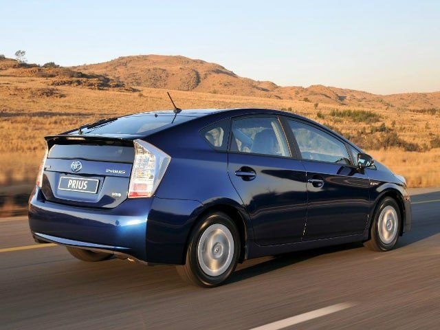Toyota проводит испытания солнечных панелей для электромобиля Prius Toyota проводит испытания солнечных панелей для электромобиля Prius