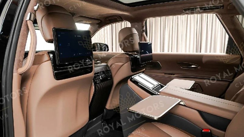 Эксклюзивный гибридный кроссовер премиум-класса от Toyota за рекордную цену Эксклюзивный гибридный кроссовер премиум-класса от Toyota за рекордную цену