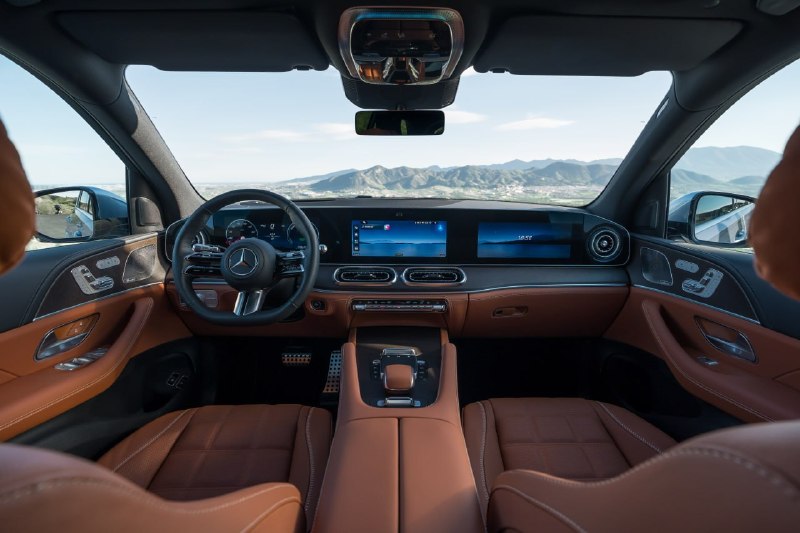 Обновлённые кроссоверы Mercedes-Benz GLE, GLE Coupe и GLS: новые технологии и дизайн