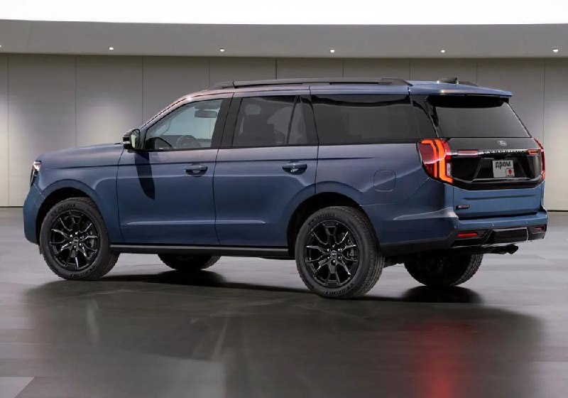 ❗️Ford представил специальную версию огромного Expedition — модель отмечает в этом году 30-летний юбилей 😎Expedition — это полноразмерный рамный внедорожник, построенный на платформе пикапа F-150.