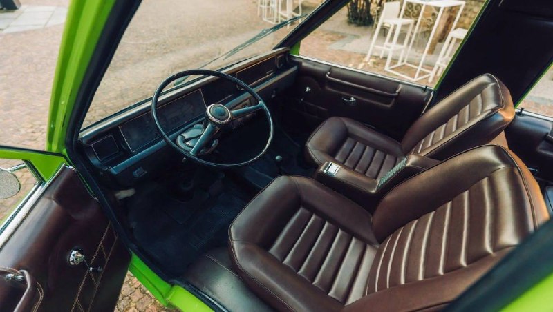 Редкий автомобиль FIAT Bertone 850 T Visitors Bus выставлен на аукцион в Италии