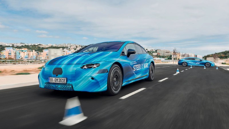 Mercedes-Benz EQS впервые получит управление без руля Mercedes-Benz EQS впервые получит управление без руля
