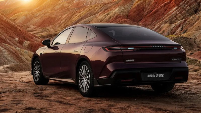 Компания Geely представила новый гибридный седан Galaxy Star 8 Voyager Компания Geely представила новый гибридный седан Galaxy Star 8 Voyager