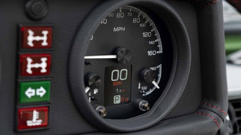 Реставрация и модернизация классического G-класса с мощным мотором от GM