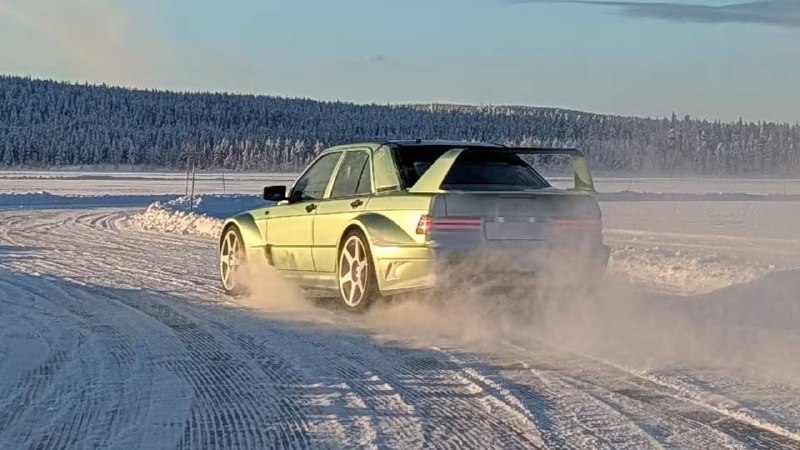 HWA проводит испытания возрожденного Mercedes-Benz 190E Evo II в экстремальных условиях