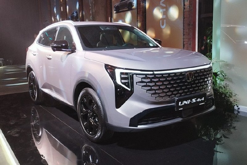 Changan в России: цены на новый Uni-S и планы локализацииНа российский рынок выходит кроссовер Changan Uni-S нового поколения: объявлен официальный старт продаж и опубликованы рекомендованные цены.