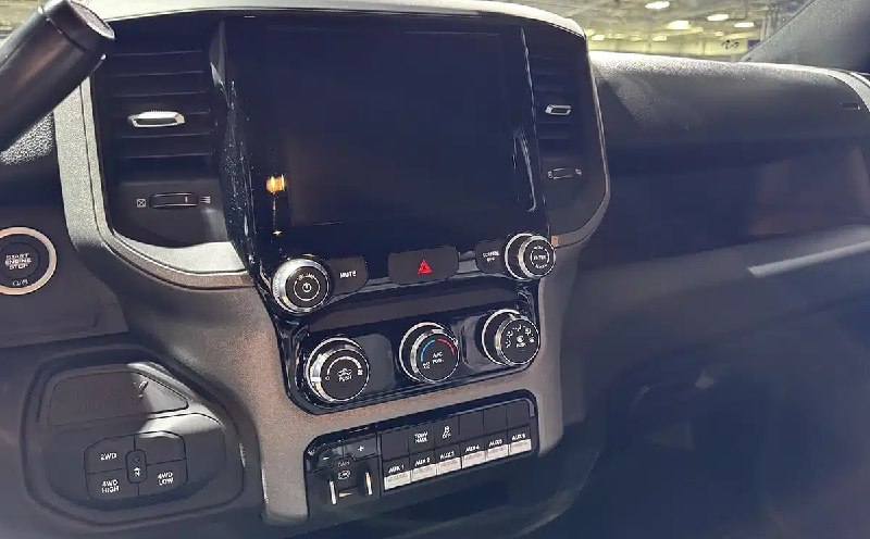Stellantis тестирует в полиции Ram 2500 Emergency Response Vehicle