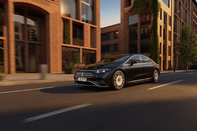 Mercedes обновил электрический флагман EQS: 800 вольт и новый уровень зарядки Mercedes обновил электрический флагман EQS: 800 вольт и новый уровень зарядки
