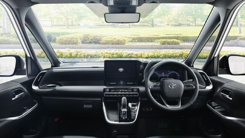 Обновления Toyota Noah и Voxy для Японии: гибрид, LED и новые опции Обновления Toyota Noah и Voxy для Японии: гибрид, LED и новые опции