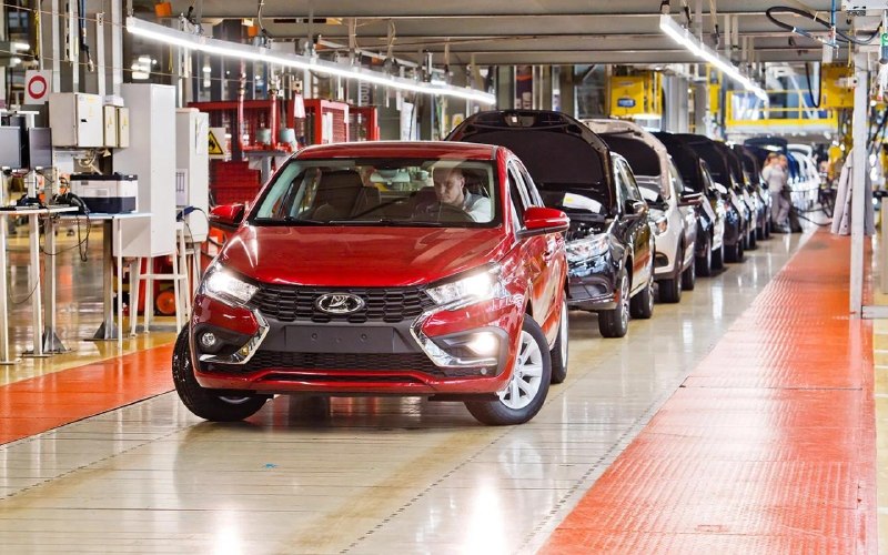 АвтоВАЗ готовит проекционные дисплеи для Lada АвтоВАЗ готовит проекционные дисплеи для Lada