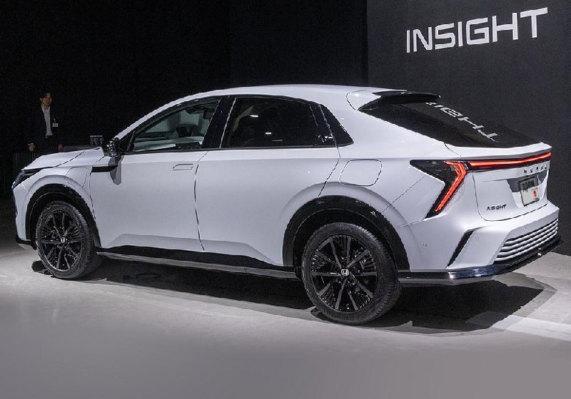 Honda Insight нового поколения: гибрид стал электромобилем