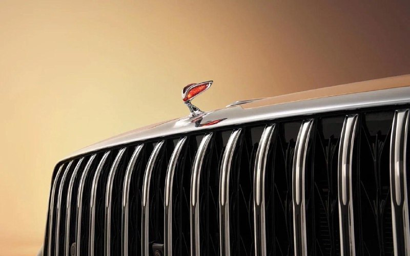 Hongqi назвал сроки старта продаж представительского седана Guoya в России
