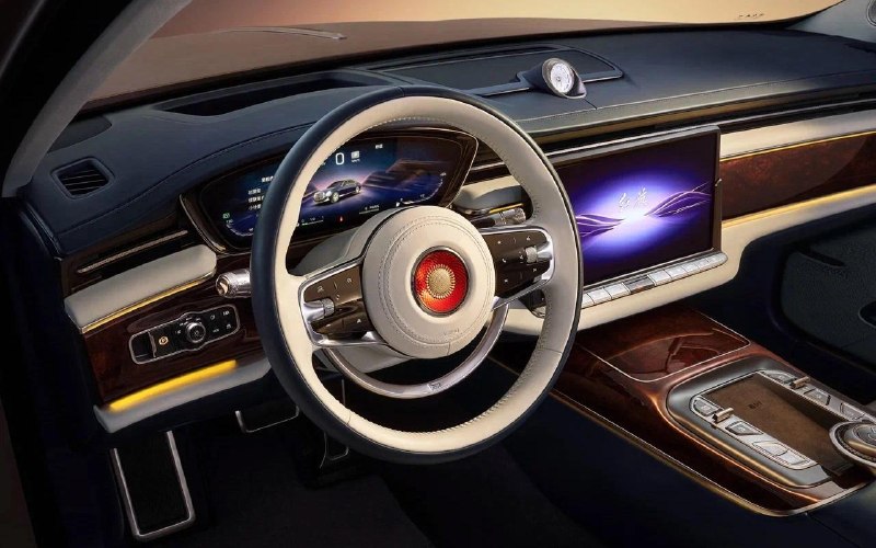 Hongqi назвал сроки старта продаж представительского седана Guoya в России