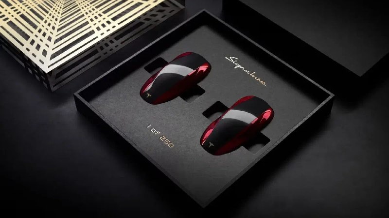 Tesla введет штрафы за перепродажу финальных Signature Edition Model S и Model X