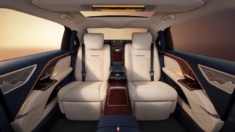 Hongqi Guoya: названы сроки выхода люксового седана в России