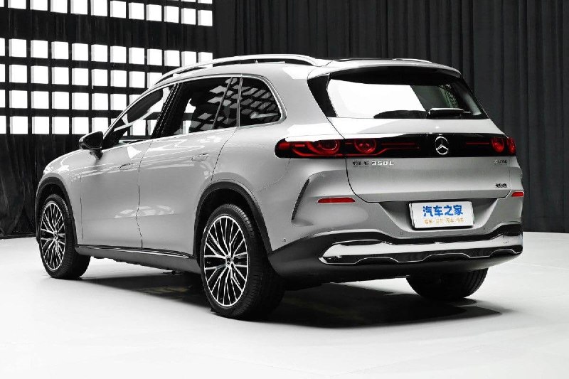 Mercedes-Benz показал удлинённый электрический GLC для Китая Mercedes-Benz показал удлинённый электрический GLC для Китая