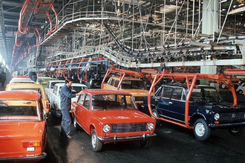 АВТОВАЗ отмечает 56-летие «Копейки»: как создавались ВАЗ-2101 и «Жигули» АВТОВАЗ отмечает 56-летие «Копейки»: как создавались ВАЗ-2101 и «Жигули»