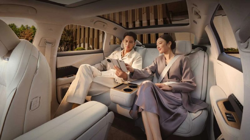 Toyota bZ7: в Китае стартовали продажи большого электроседана Toyota bZ7: в Китае стартовали продажи большого электроседана